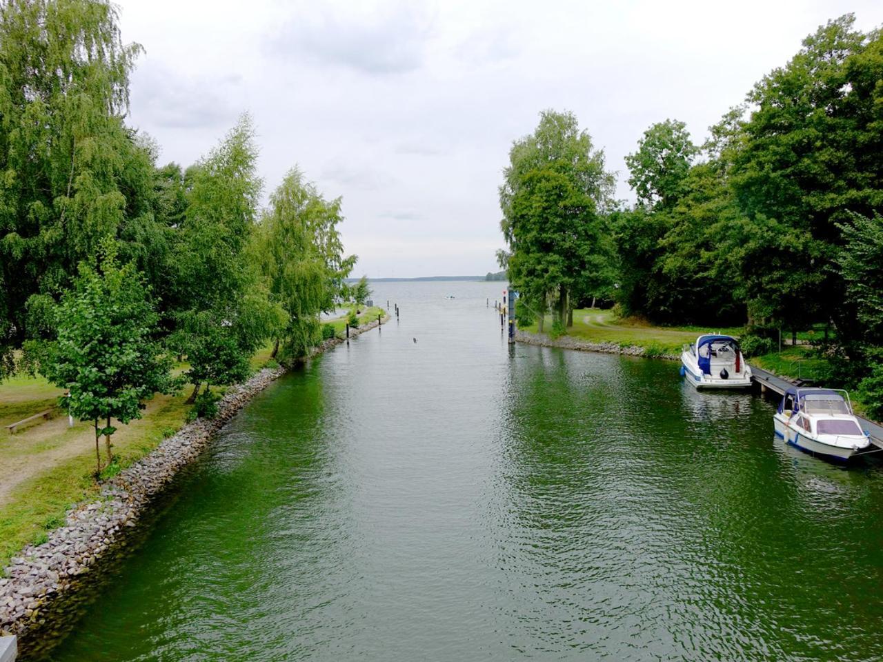 Ferienhaus In Lenz Am Plauer See Malchow  Esterno foto