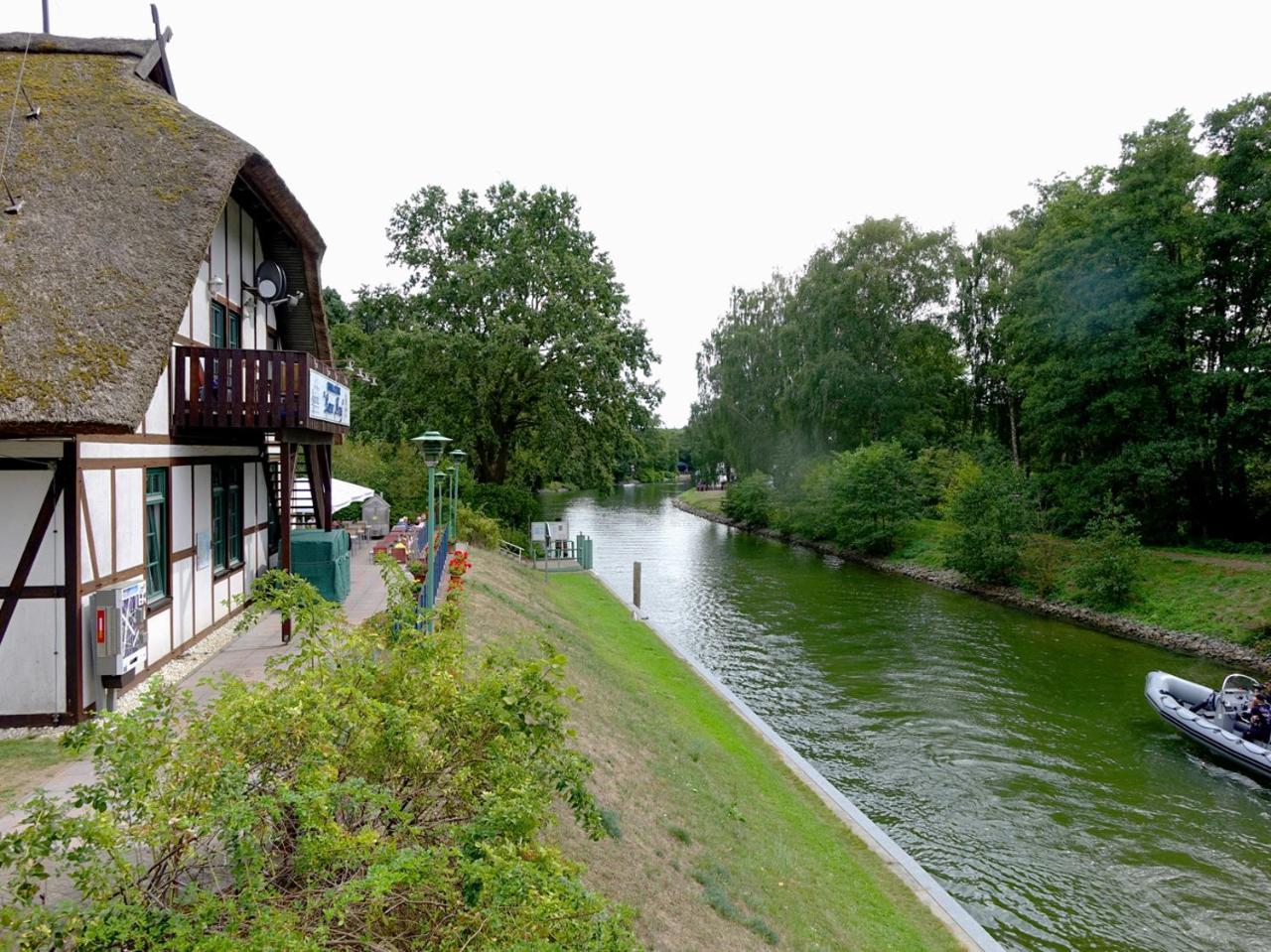 Ferienhaus In Lenz Am Plauer See Malchow  Esterno foto